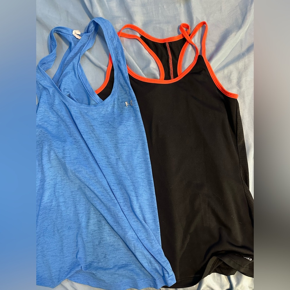 Tank tops - Picture 3 of 3